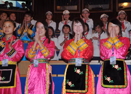 550 HS vùng động đất của Trung Quốc đã đến Nga