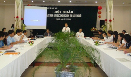 Phát triển giáo dục cho các dân tộc rất ít người