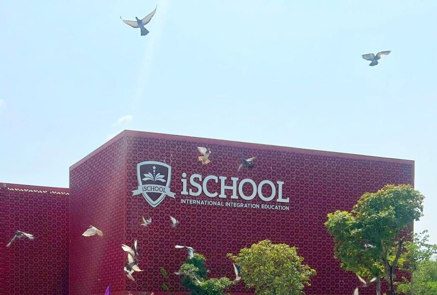 Chim bồ câu mang ý nghĩa của hòa bình, may mắn. Chim bồ câu mang ý nghĩa của hòa bình, may mắn.