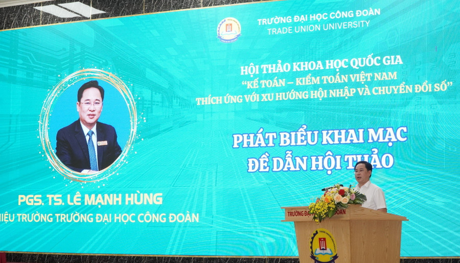 PGS.TS Lê Mạnh Hùng phát biểu tại hội thảo. PGS.TS Lê Mạnh Hùng phát biểu tại hội thảo.
