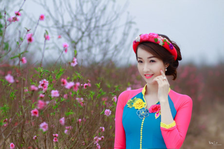Ngẩn ngơ ngắm kiều nữ đẹp rực rỡ ngày Xuân - Ảnh 6 Ngan ngo ngam kieu nu dep ruc ro ngay Xuan - Anh 6