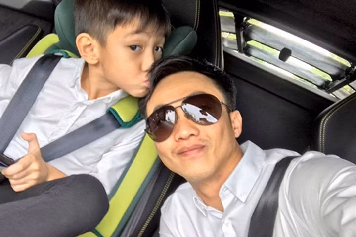 10 ảnh hot trong ngày trên Facebook của các gia đình sao Việt