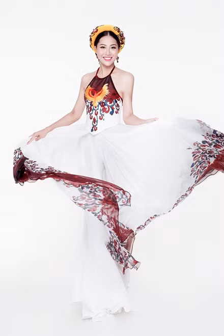 Ngay dau nam cuc may man khi dien vay hoa tiet chim hac - Anh 7