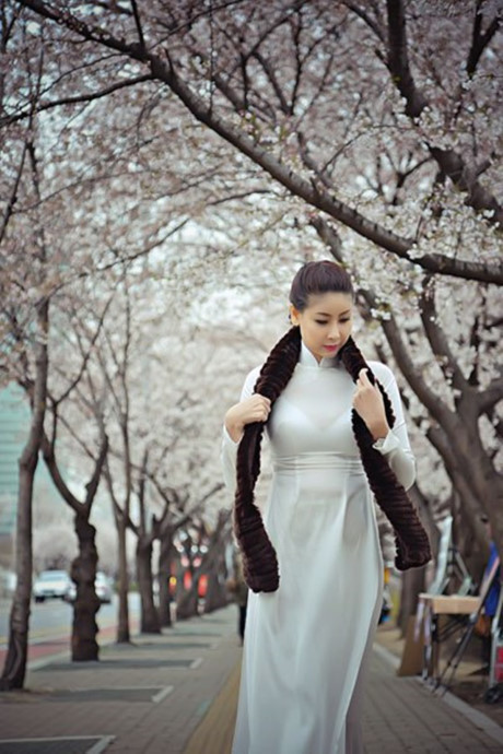 Bat ngo cong viec cua Hoa hau, A hau lam truoc khi dang quang (3) - Anh 8