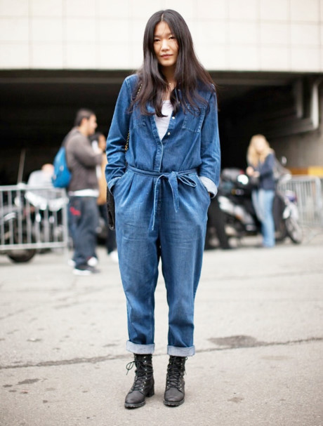5 tuyệt chiêu biến tấu đồ jean và denim cho mùa lạnh - Ảnh 16 5 tuyet chieu bien tau do jean va denim cho mua lanh - Anh 16