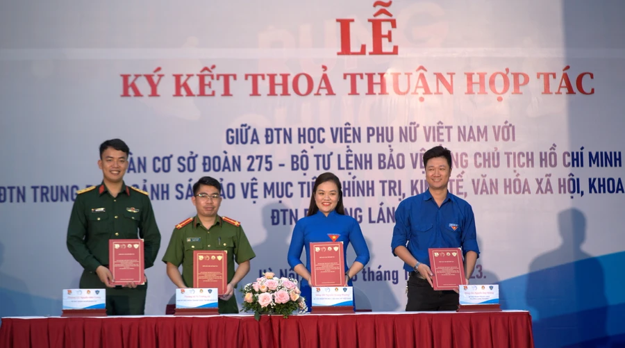 Lễ ký kết biên bản ghi nhớ tăng cường phối hợp trong công tác đoàn thanh niên, sinh viên giữa các đơn vị.