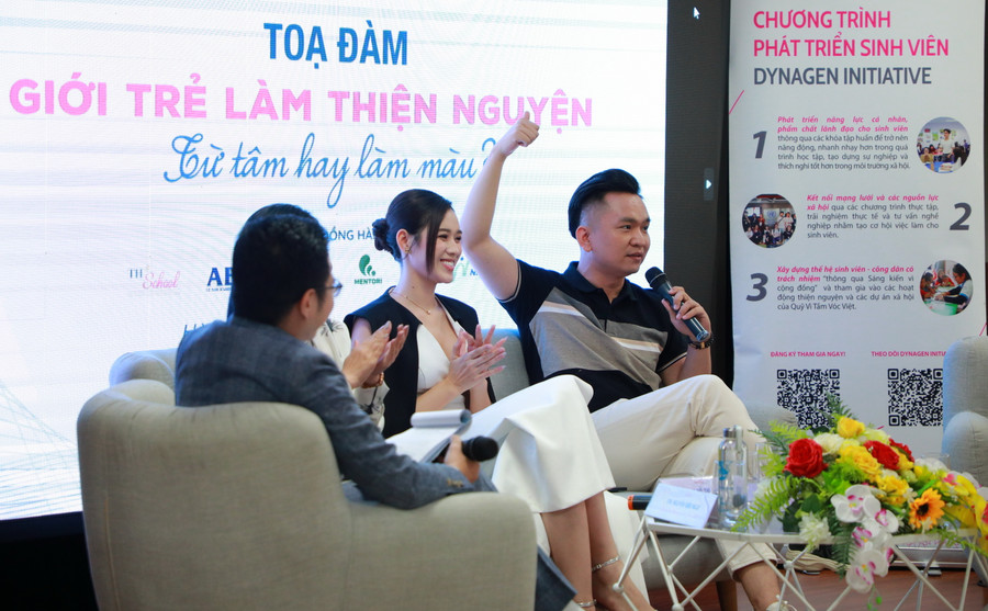 MC Hạnh Phúc bật mí, làm thiện nguyện như nào để không bị coi là “làm màu”. MC Hạnh Phúc bật mí, làm thiện nguyện như nào để không bị coi là “làm màu”.