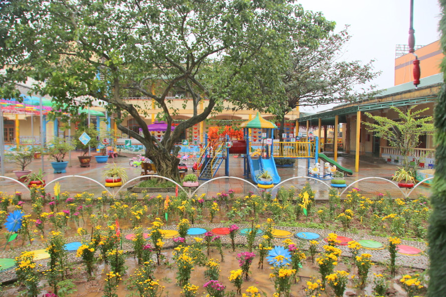 Trường MN thị trấn Cửa Việt xây dựng không gian trường học thân thiện. (Ảnh: Đ. Đức). Trường MN thị trấn Cửa Việt xây dựng không gian trường học thân thiện. (Ảnh: Đ. Đức).