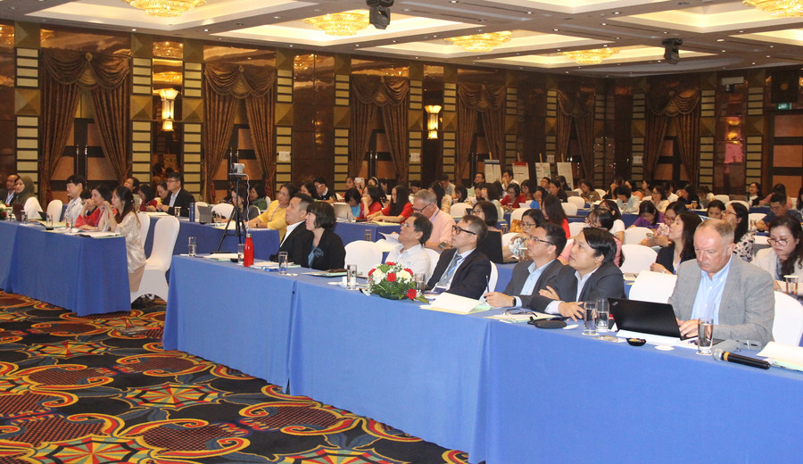 Các đại biểu tham gia Hội thảo.