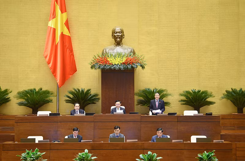 Phó Chủ tịch Quốc hội Nguyễn Đức Hải điều hành phiên họp