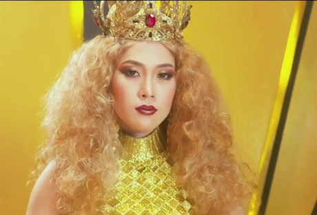 Những kiểu tóc ấn tượng của Mỹ Tâm trong các MV - Ảnh 1 Nhung kieu toc an tuong cua My Tam trong cac MV - Anh 1