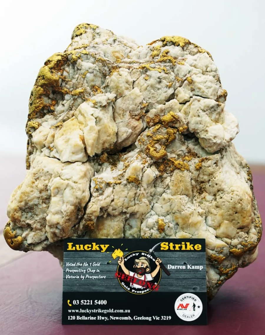 Hình ảnh minh hoạ khác về cục vàng Lucky Strike.