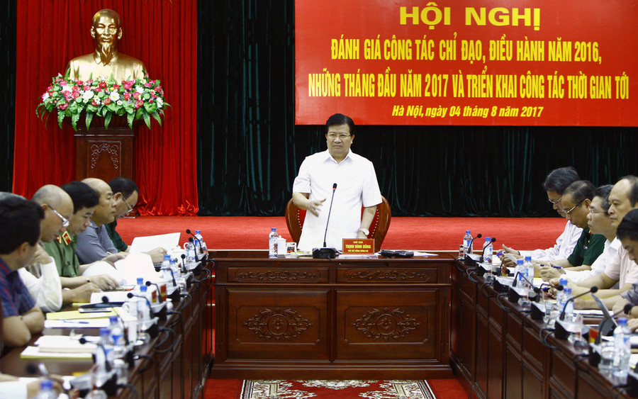 Phó Thủ tướng Trịnh Đình Dũng phát biểu tại hội nghị - Ảnh: VGP Phó Thủ tướng Trịnh Đình Dũng phát biểu tại hội nghị - Ảnh: VGP