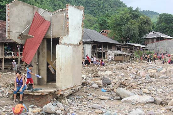 Trung tâm bản Hua Nặm, xã Nặm Păm sau cơn lũ đi qua. Ảnh: Báo Sơn La.