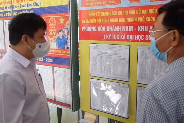 Khu vực niêm yết danh sách cử tri tại Trường ĐH Sư phạm (ĐH Đà Nẵng). Ảnh: Website nhà trường