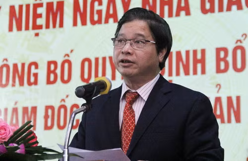 GS.TS Phạm Quang Trung phát biểu tại buổi lễ GS.TS Phạm Quang Trung phát biểu tại buổi lễ