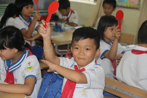 Giáo dục mở (open education) là giáo dục trong đó các rào cản trên con đường đến với giáo dục được gỡ bỏ. Ảnh: Minh Phong