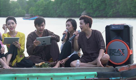 Độc đáo với loa di động Beatbox tự phát wifi của doanh nghiệp Việt - Ảnh 3 Doc dao voi loa di dong Beatbox tu phat wifi cua doanh nghiep Viet - Anh 3