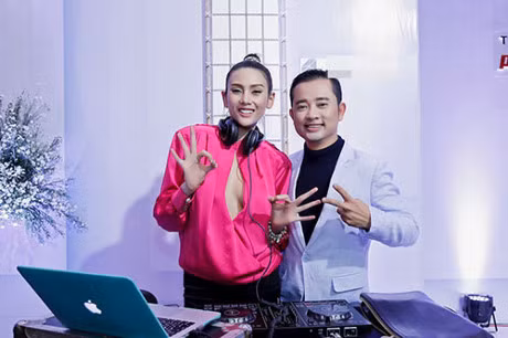 Nguyen Vu dien trai hut hon, tinh tu om eo Dang Thu Thao trong su kien - Anh 9