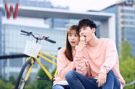 Thieu gia dong gia bao ve de thu long hai co tieu thu xinh dep va cai ket bat ngo - Anh 2