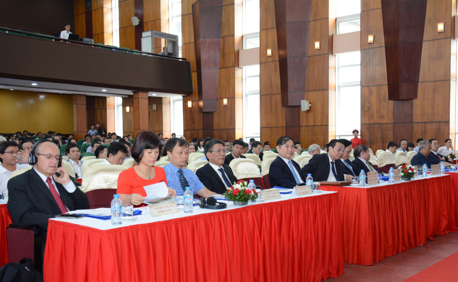 Các đại biểu tham dự Hội nghị Các đại biểu tham dự Hội nghị