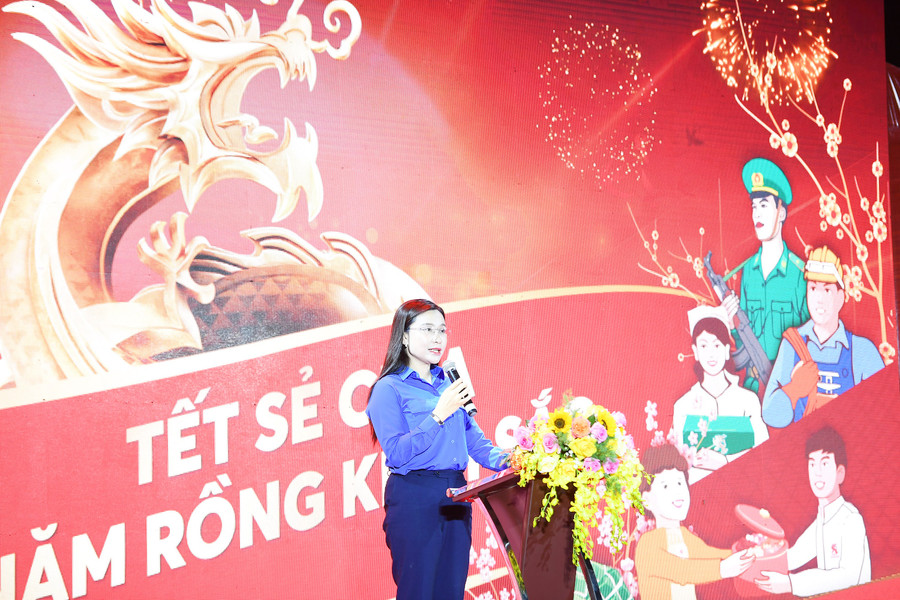 Chị Nguyễn Phạm Duy Trang – Bí thư Trung ương Đoàn, Chủ tịch Hội đồng Đội Trung ương Phát biểu tại chương trình. Chị Nguyễn Phạm Duy Trang – Bí thư Trung ương Đoàn, Chủ tịch Hội đồng Đội Trung ương Phát biểu tại chương trình.
