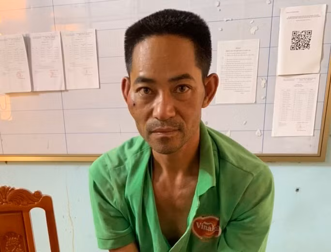 Nguyễn Văn Dũng tại cơ quan công an.