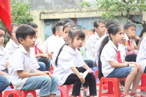 Và chủ động tham gia các hoạt động cùng bạn bè Và chủ động tham gia các hoạt động cùng bạn bè