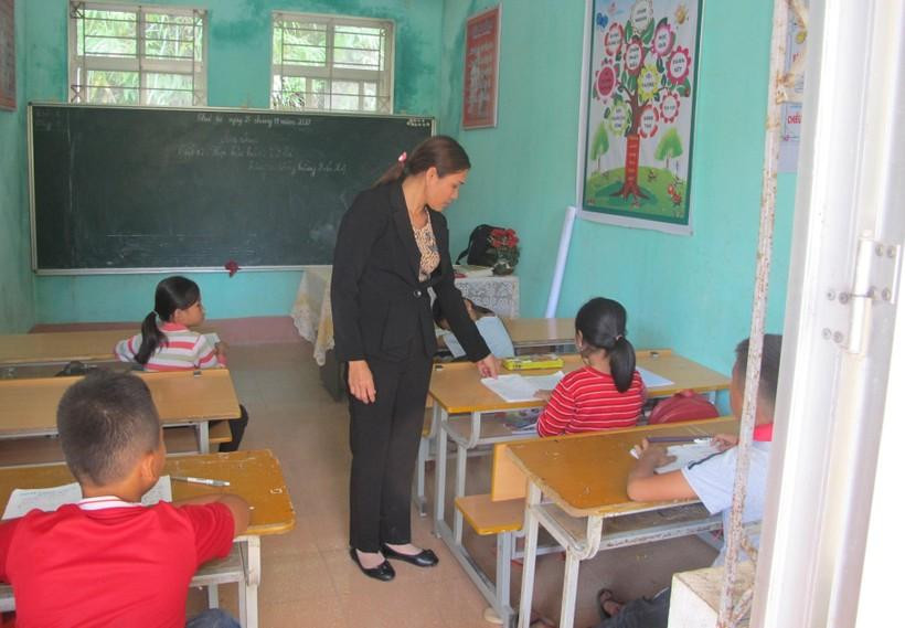 Một tiết học của học sinh vùng cao huyện Đình Lập, tỉnh Lạng Sơn. Ảnh: Ngô Chuyên Một tiết học của học sinh vùng cao huyện Đình Lập, tỉnh Lạng Sơn. Ảnh: Ngô Chuyên