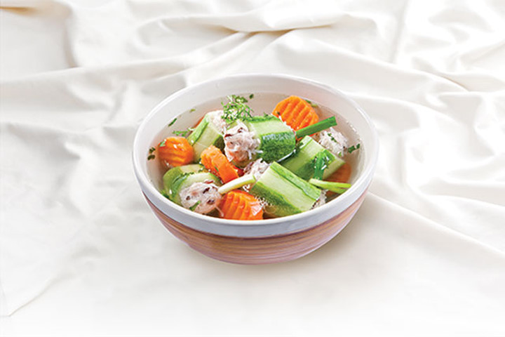Cách nấu món canh dưa leo nhồi thịt ngon, lạ miệng