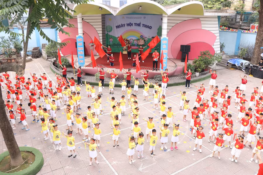 Sôi động Ngày hội thể thao tại Trường Mầm non Thực hành Hoa Sen.