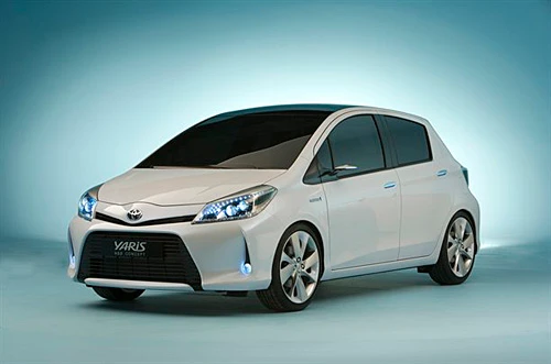 Toyota Yaris HSD concept - những hình ảnh đầu tiên