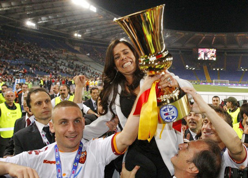 Sự xuất hiện của DiBenedetto hy vọng sẽ giúp AS Roma lên một tầm cao mới