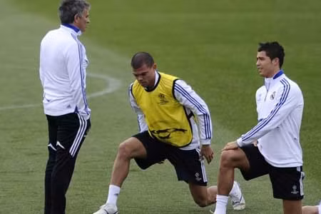 Cristiano Ronaldo và Gonzalo Higuain trở lại