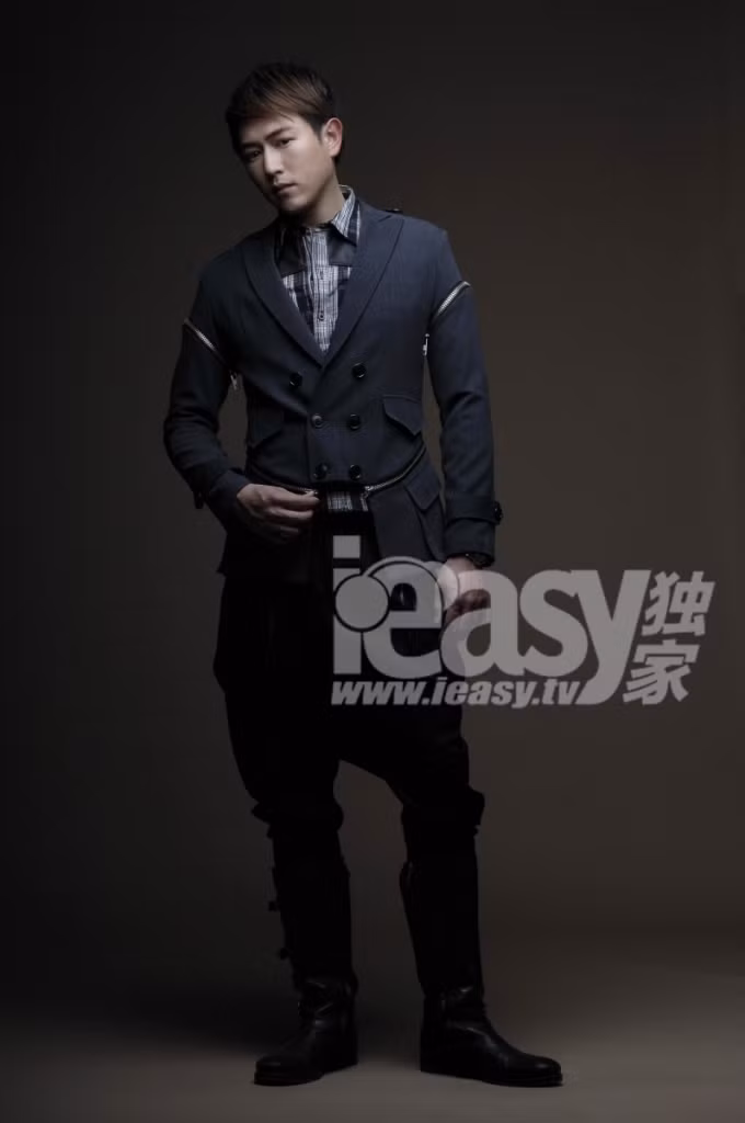 Trần Kiện Phong - chàng trai lịch lãm ảnh 3 Trần Kiện Phong - chàng trai lịch lãm ảnh 3