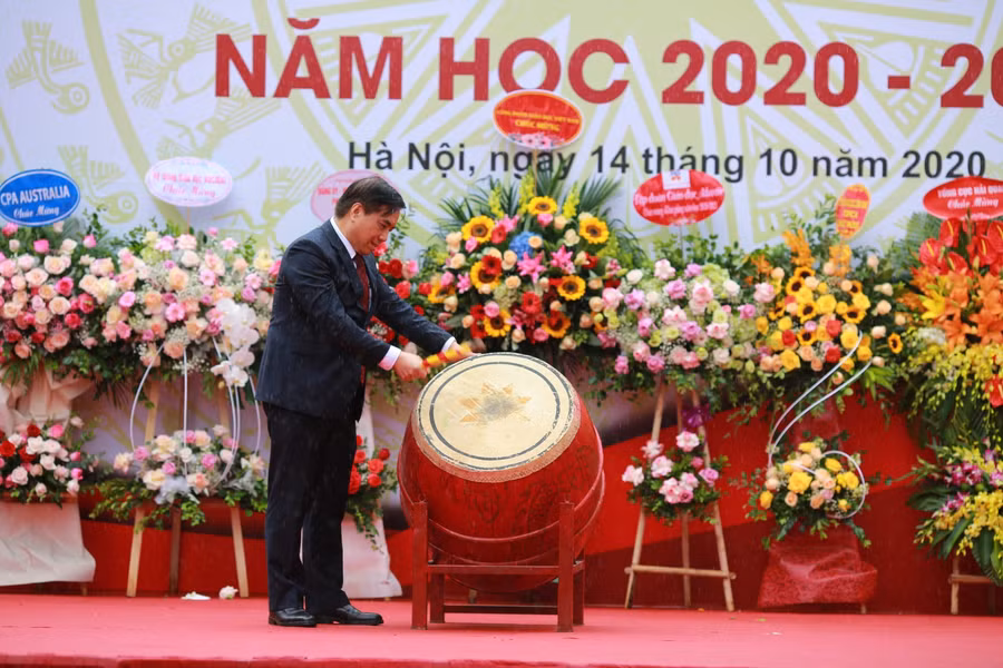 Hồi trống khai trường báo hiệu năm học mới bắt đầu