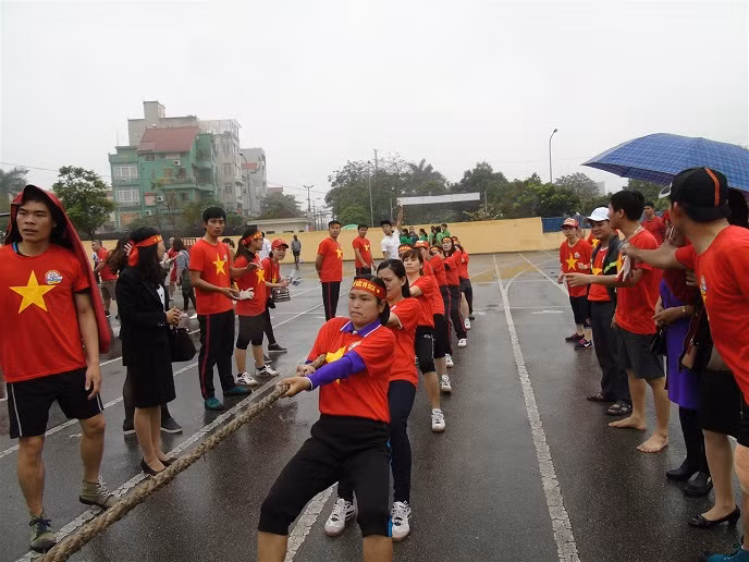 Thầy Thọ còn là đạo diện, "chủ trò" nhiều phong trào, hoạt động của nhà trường