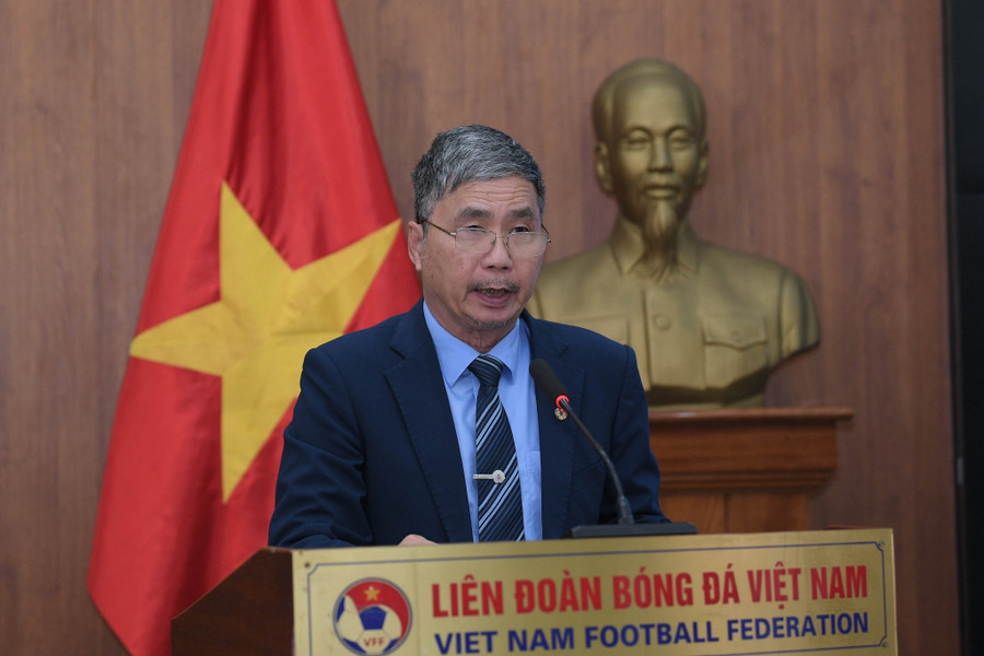 Phát biểu tại sự kiện, ông Dương Nghiệp Khôi - Tổng thư ký VFF cho biết: 'Giải bóng đá Vô địch U17 Quốc gia là giải đấu nằm trong hệ thống thi đấu các giải quốc gia được VFF tổ chức thường niên, nhằm tạo điều kiện rèn luyện, cọ xát chuyên môn cho các cầu thủ trẻ'. Phát biểu tại sự kiện, ông Dương Nghiệp Khôi - Tổng thư ký VFF cho biết: 'Giải bóng đá Vô địch U17 Quốc gia là giải đấu nằm trong hệ thống thi đấu các giải quốc gia được VFF tổ chức thường niên, nhằm tạo điều kiện rèn luyện, cọ xát chuyên môn cho các cầu thủ trẻ'.