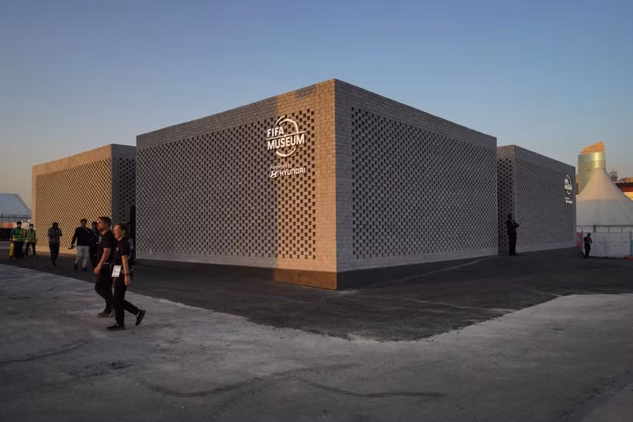 Bảo tàng FIFA, nơi người hâm mộ có thể tìm hiểu về lịch sử World Cup. Ảnh: Sorin Furcoi/Al Jazeera.