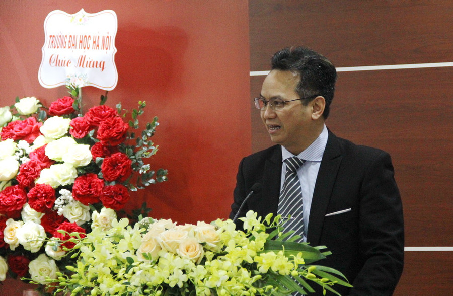 TS Nguyễn Tiến Dũng phát biểu tại hội thảo.