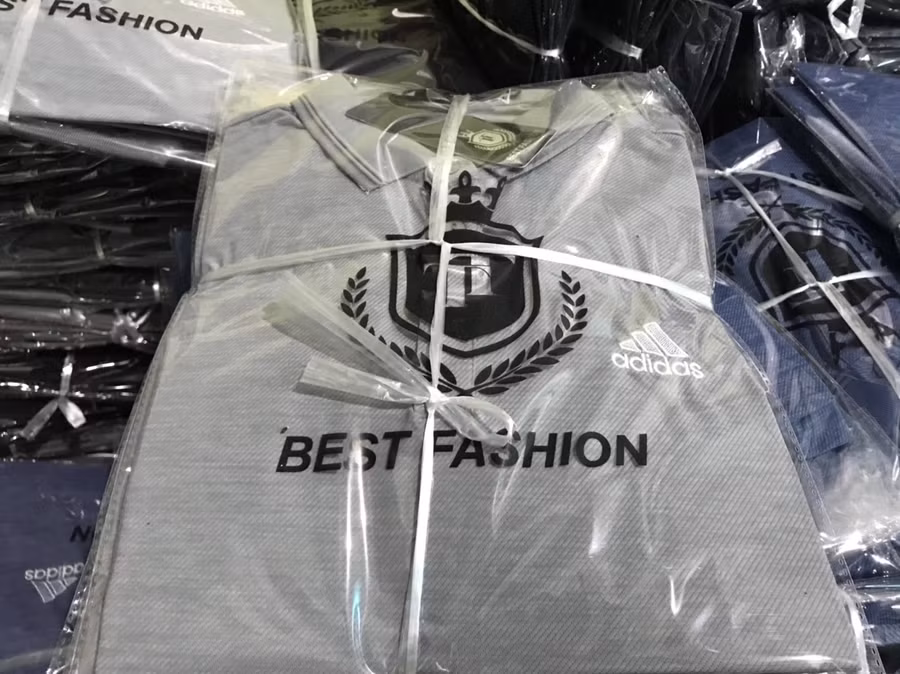 Áo phông giả thương hiệu Adidas