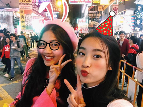 Hoa hau My Linh ngay cang than thiet den kho tin voi A hau Thanh Tu - Anh 14