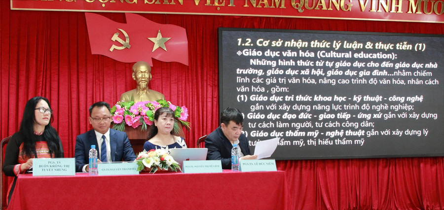 Chủ trì Hội thảo. (Ảnh: Thành Tâm)