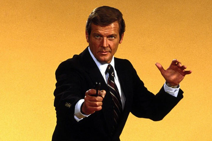 Roger Moore trong phim về điệp viên 007 "Người đi tìm mặt trăng" năm 1979.