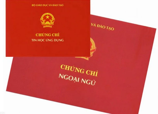 Tất cả các ngạch công chức chuyên ngành hành chính và văn thư không còn yêu cầu chứng chỉ về trình độ ngoại ngữ và tin học. Ảnh minh họa