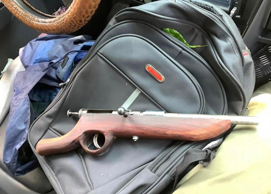 Hung khí đối tượng Hoàng Ngọc Nhân dùng để gây án (ảnh: TrM).