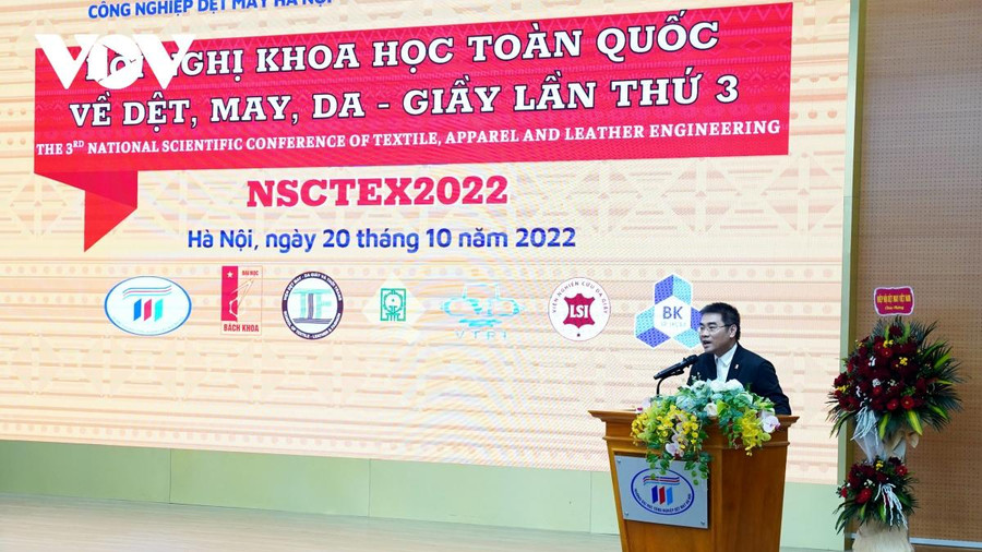 PGS. TS. Huỳnh Đăng Chính, Phó Hiệu trưởng Trường Đại học Bách Khoa Hà Nội. PGS. TS. Huỳnh Đăng Chính, Phó Hiệu trưởng Trường Đại học Bách Khoa Hà Nội.