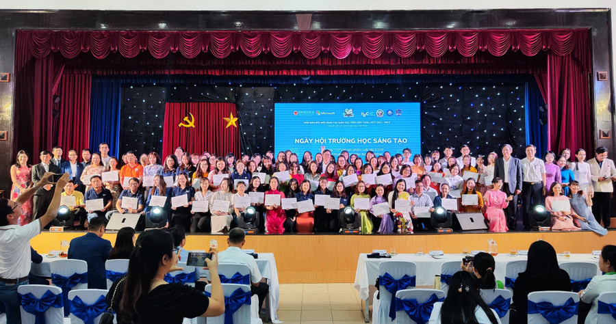 Vượt qua hơn 700 sản phẩm, dự án học tập &quot;Bạn ơi ổn không&quot; là tác phẩm đại diện cho Quảng Trị được chọn vào top 150 sản phẩm xuất sắc toàn quốc.