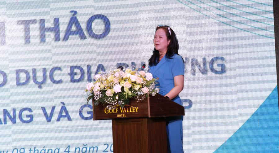 Phó Giám đốc Sở GD&amp;ĐT Đắk Lắk Lê Thị Kim Oanh phát biểu tại Hội thảo. (Ảnh: TT)