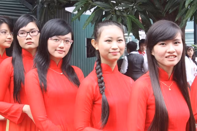 Tạo cho HSSV sân chơi bổ ích, lành mạnh